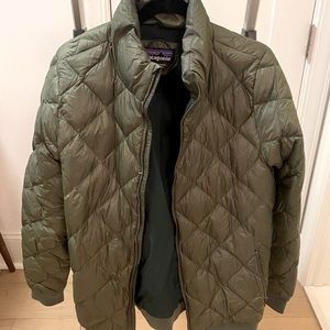 Patagonia bomber puffer